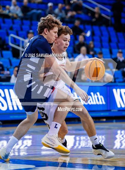 Thumbnail 2 in Loyola vs Servite photogallery.