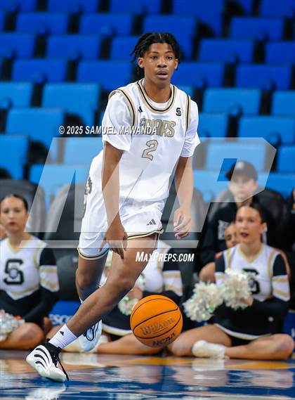 Thumbnail 2 in Loyola vs Servite photogallery.