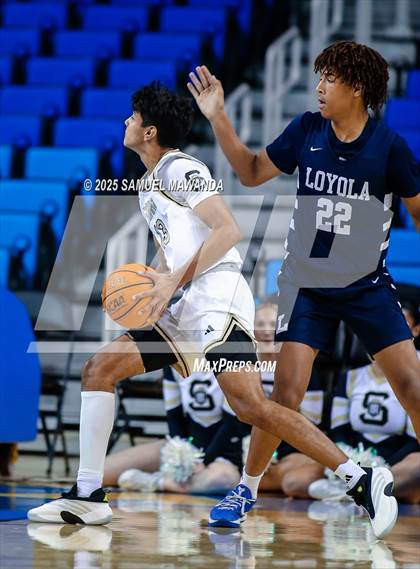 Thumbnail 2 in Loyola vs Servite photogallery.