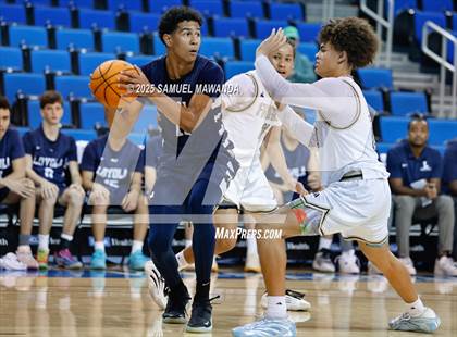 Thumbnail 1 in Loyola vs Servite photogallery.