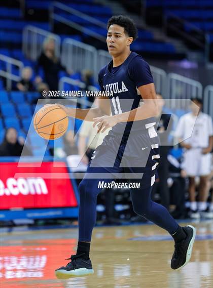 Thumbnail 2 in Loyola vs Servite photogallery.