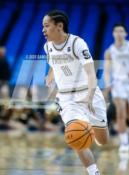 Thumbnail 1 in Loyola vs Servite photogallery.