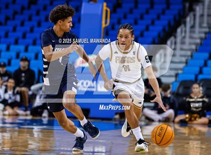 Thumbnail 3 in Loyola vs Servite photogallery.