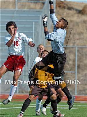 Thumbnail 1 in Oakdale vs Buhach Colony (D3 Section Final) photogallery.