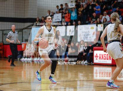 Thumbnail 2 in Comanche vs. Vernon photogallery.