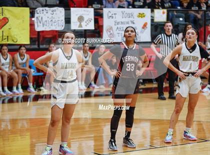 Thumbnail 1 in Comanche vs. Vernon photogallery.