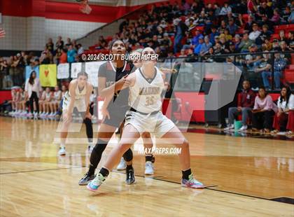 Thumbnail 3 in Comanche vs. Vernon photogallery.
