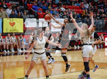 Thumbnail 3 in Comanche vs. Vernon photogallery.