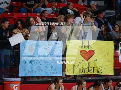Thumbnail 3 in Comanche vs. Vernon photogallery.