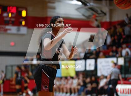 Thumbnail 1 in Comanche vs. Vernon photogallery.