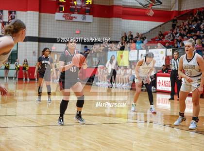 Thumbnail 2 in Comanche vs. Vernon photogallery.