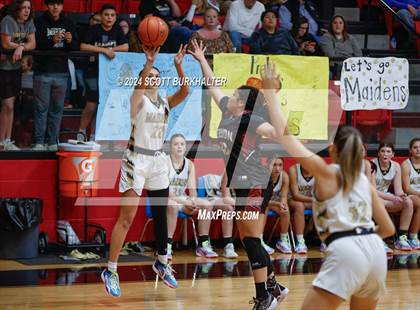 Thumbnail 1 in Comanche vs. Vernon photogallery.