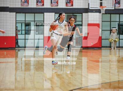 Thumbnail 1 in Comanche vs. Vernon photogallery.