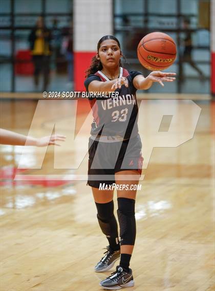 Thumbnail 1 in Comanche vs. Vernon photogallery.