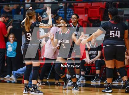 Thumbnail 2 in Comanche vs. Vernon photogallery.