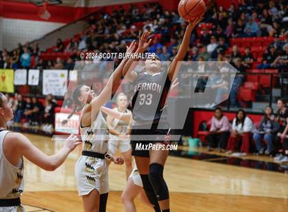Thumbnail 2 in Comanche vs. Vernon photogallery.