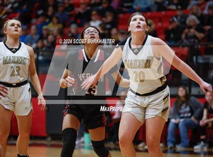 Thumbnail 3 in Comanche vs. Vernon photogallery.