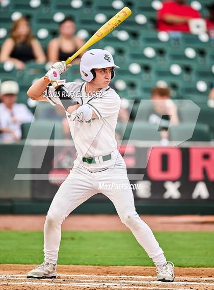 Thumbnail 2 in Kingwood Park vs. Liberty Hill (UIL Baseball 5A D2 Semifinal) photogallery.