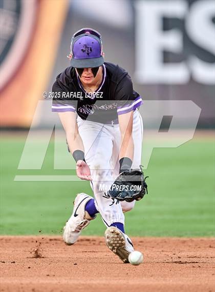 Thumbnail 3 in Kingwood Park vs. Liberty Hill (UIL Baseball 5A D2 Semifinal) photogallery.