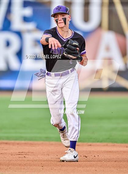 Thumbnail 2 in Kingwood Park vs. Liberty Hill (UIL Baseball 5A D2 Semifinal) photogallery.