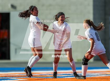 Thumbnail 1 in Oxnard @ Chaminade (CIF SoCal Regional D3 Final) photogallery.