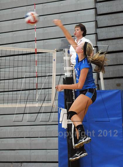 Thumbnail 1 in Marymount vs St. Mary's (Durango Fall Classic) photogallery.