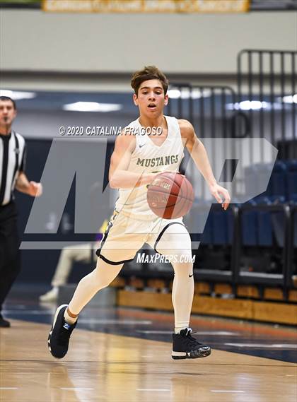 Thumbnail 3 in Old Bridge vs Marlboro (Shore Classic Showcase) photogallery.