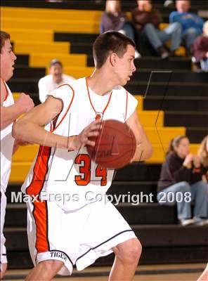 Thumbnail 3 in Bella Vista vs. Roseville (The Common Good Classic) photogallery.