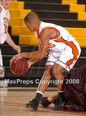 Thumbnail 3 in Bella Vista vs. Roseville (The Common Good Classic) photogallery.