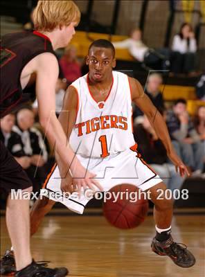 Thumbnail 3 in Bella Vista vs. Roseville (The Common Good Classic) photogallery.