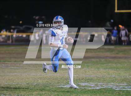 Thumbnail 2 in Camarillo vs. Corona del Mar (CIF SS D4 Semifinal) photogallery.
