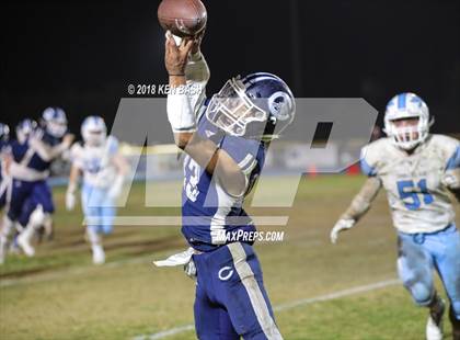 Thumbnail 3 in Camarillo vs. Corona del Mar (CIF SS D4 Semifinal) photogallery.