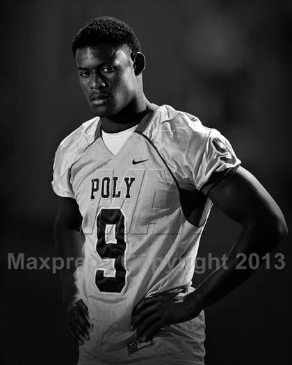 Thumbnail 1 in Long Beach Poly (Preseason Top 25 Photo Shoot)  photogallery.
