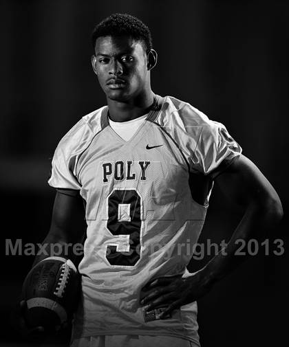 Thumbnail 2 in Long Beach Poly (Preseason Top 25 Photo Shoot)  photogallery.