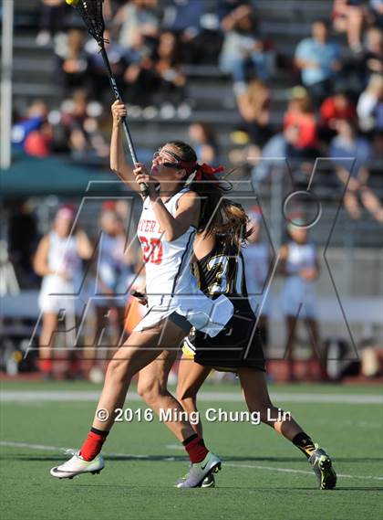 Thumbnail 1 in Foothill vs. Mater Dei (Orange County Final) photogallery.