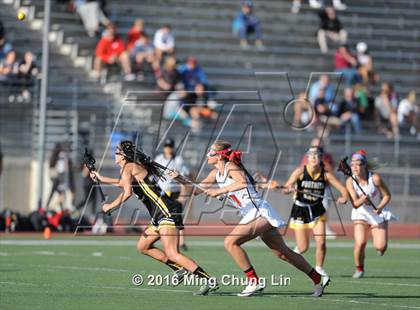 Thumbnail 3 in Foothill vs. Mater Dei (Orange County Final) photogallery.