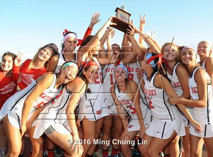 Thumbnail 2 in Foothill vs. Mater Dei (Orange County Final) photogallery.