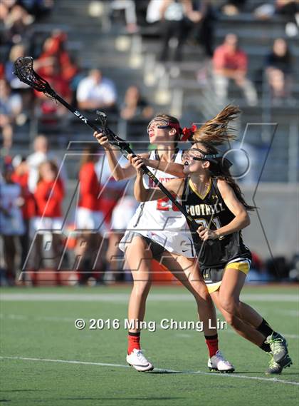 Thumbnail 3 in Foothill vs. Mater Dei (Orange County Final) photogallery.