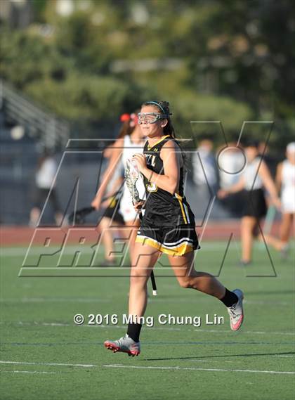 Thumbnail 1 in Foothill vs. Mater Dei (Orange County Final) photogallery.