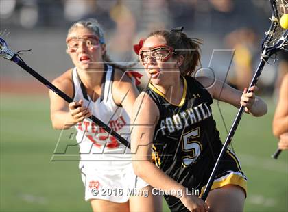 Thumbnail 2 in Foothill vs. Mater Dei (Orange County Final) photogallery.