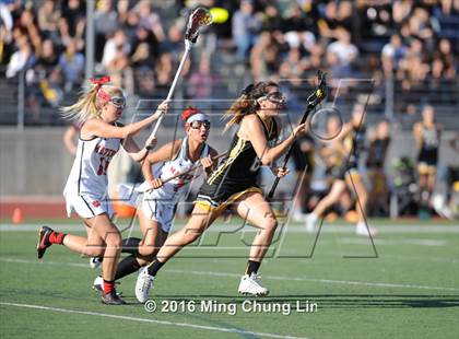 Thumbnail 1 in Foothill vs. Mater Dei (Orange County Final) photogallery.