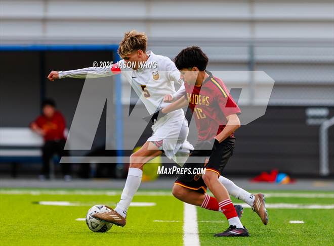 null - Photo 01