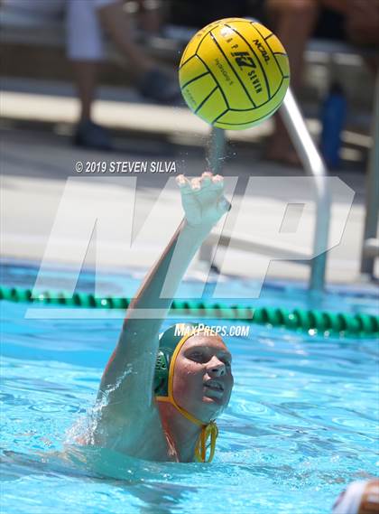 Thumbnail 3 in Patrick Henry vs. Torrey Pines (Rancho Bernardo Tournament) photogallery.