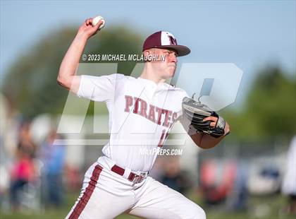 Thumbnail 3 in Calhoun @ Mepham photogallery.
