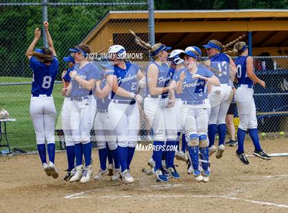 Thumbnail 2 in Freeburg vs Breese Central ( IHSA Class 2A Regional Championship)  photogallery.