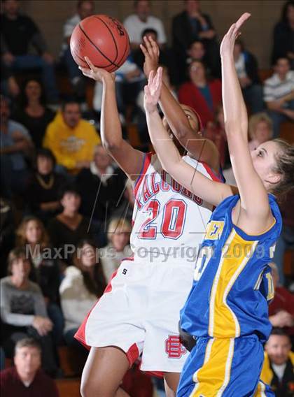 Thumbnail 2 in Christian Brothers vs. Linden (CIF SJS D4 Playoffs) photogallery.