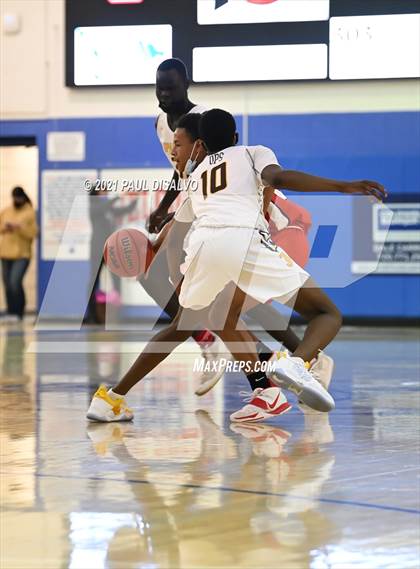Thumbnail 1 in Thomas Jefferson @ Chaparral (Cherry Creek Holiday Classic) photogallery.