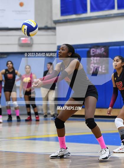 Thumbnail 1 in Highland @ Quartz Hill photogallery.