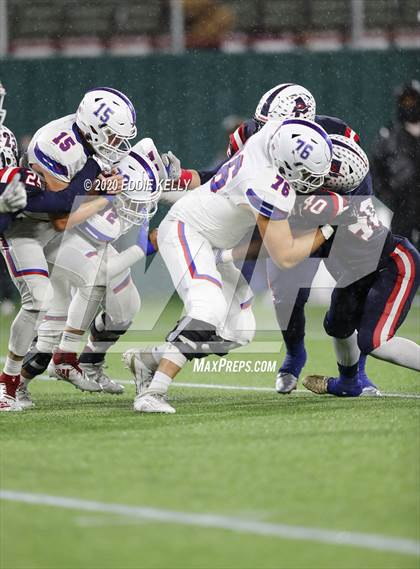 Thumbnail 3 in Aubrey @ Graham (UIL 4A Regional Semifinal Playoff) photogallery.