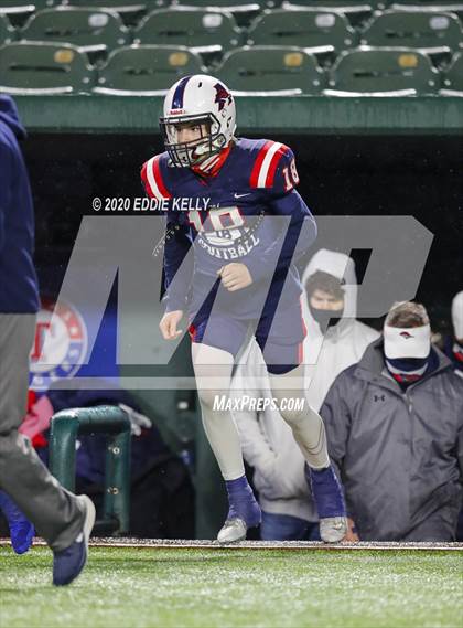 Thumbnail 3 in Aubrey @ Graham (UIL 4A Regional Semifinal Playoff) photogallery.